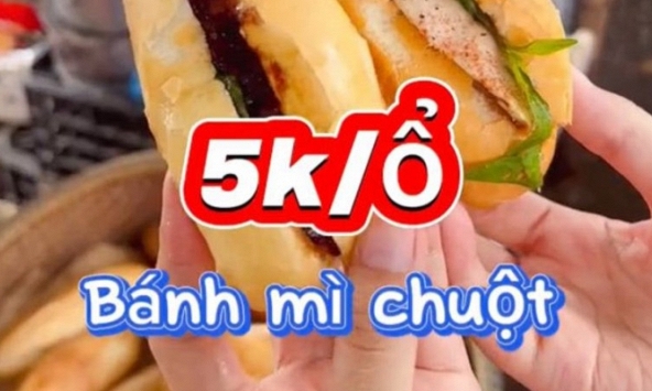 Ngạc nhiên với những ổ bánh mì mini chỉ 5000 đồng trứ danh xứ Huế