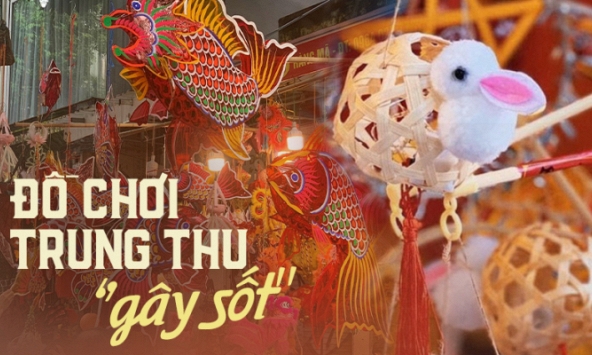 Đèn lồng hot nhất phố Hàng Mã giúp tiểu thương đạt lợi nhuận 'khủng': Một ngày bán 300 chiếc, khách đông nghịt, liên tục cháy hàng