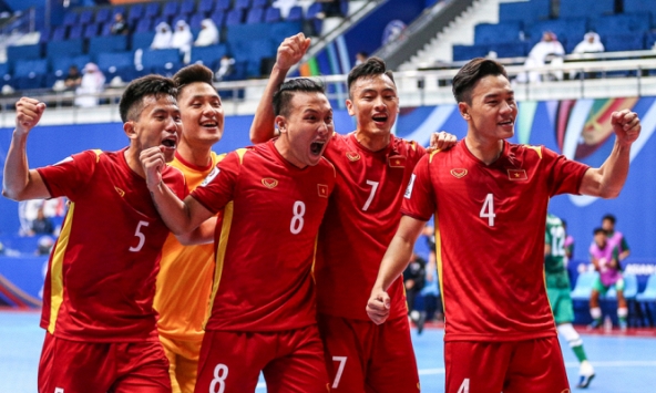 Chiến đấu kiên cường, tuyển Việt Nam tạo màn địa chấn khó tin trước đội hạng 4 thế giới