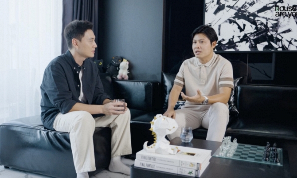 'House Are You' tập 3 thăm nhà 10 tỷ của nhạc sĩ Nguyễn Văn Chung: Nội thất tone đen sang chảnh, đồ trang trí có tiền cũng khó mua 