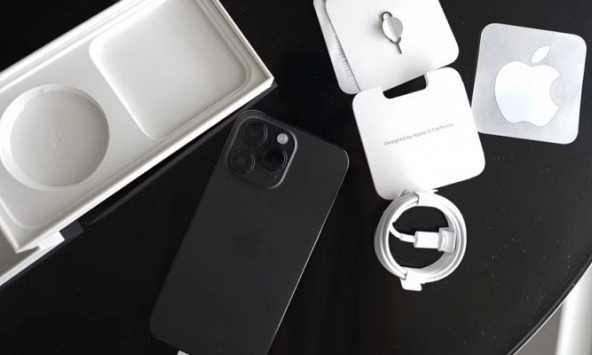 Sau khi tận hưởng khoảnh khắc 'phá seal' iPhone 15, đây là 3 việc bạn cần làm ngay và luôn