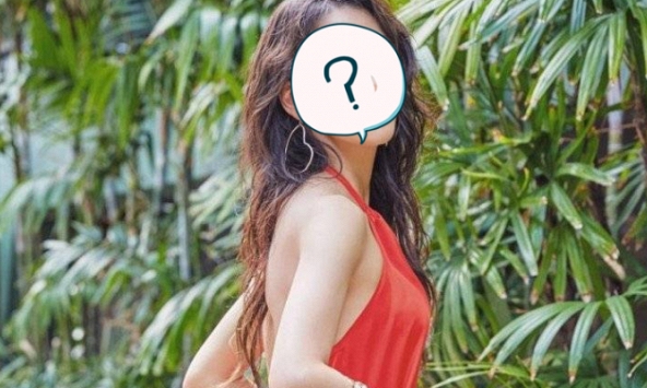 Bất ngờ nhan sắc U50 của mỹ nhân xứ Hàn: Gợi cảm như gái đôi mươi nhưng luôn tự ti trước một tình đầu quốc dân