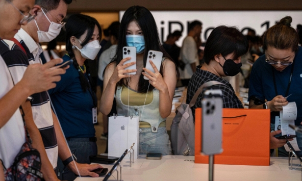 Vì sao người Trung Quốc phải cay đắng thừa nhận 'quá đau lòng' chỉ 24h sau khi iPhone 15 mở bán?