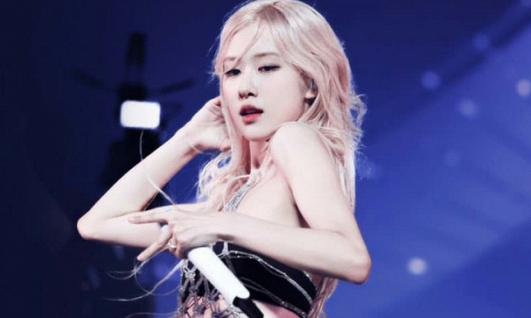 Rosé nối gót 3 người chị em thân thiết rời YG, BLACKPINK không còn ai tái ký?