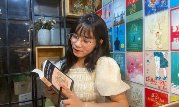  Sinh viên xuất sắc khoa ngoại ngữ Bách Khoa Hà Nội và những lần 'sáng ' bất đắc dĩ