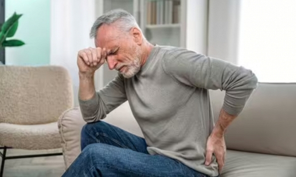 'Ung thư đã lan khắp cơ thể tôi - Tôi hối hận vì không nhận ra dấu hiệu cảnh báo’