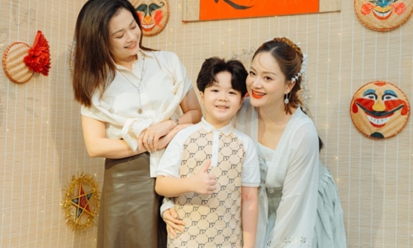 Lan Phương mang bầu lần 2 trùng hợp với nhân vật phim 'Gia đình mình vui bất thình lình'