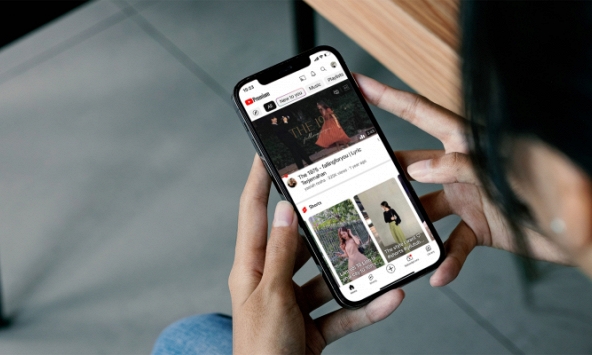 'Choáng' với số lượng người trưởng thành Việt Nam sử dụng YouTube