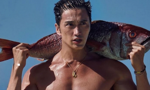 Nam thần U60 gây bão MXH với thân hình cường tráng như thanh niên, netizen sửng sốt: 'Anh ấy bằng tuổi bố tôi'