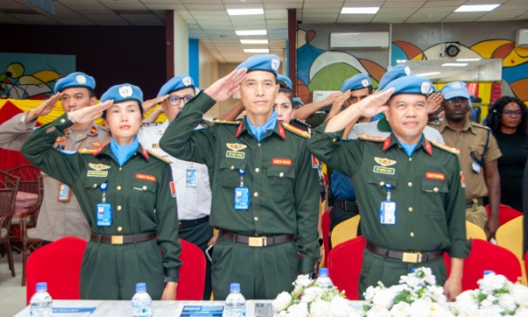 UNMISS trao Huy chương Gìn giữ Hòa bình LHQ cho 3 sĩ quan công an Việt Nam
