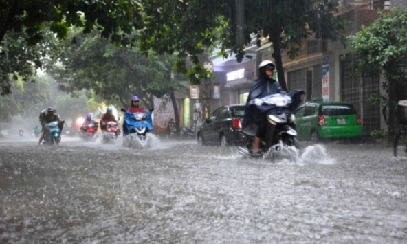 Đề phòng mưa đá và lốc sét tại khu vực nội thành Hà Nội