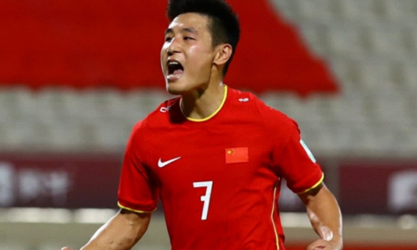 Lộ diện đội hình Trung Quốc đấu tuyển Việt Nam: Siêu tiền đạo được định giá hơn 50 tỷ đồng bất ngờ dự bị?