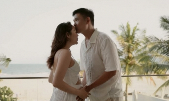 Minh Hằng gặp vấn đề sức khỏe sau sinh, ông xã lập tức có động thái thể hiện sự cưng chiều