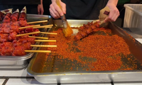 Người Trung Quốc lập tức phải thốt lên 'tài không bằng người, cam bái hạ phong' chỉ sau vài phút xem cách Nga sản xuất 1 thứ?