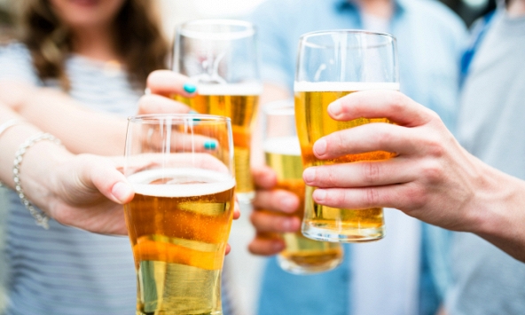 Điều gì xảy ra với cơ thể khi bạn uống bia mỗi ngày?