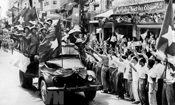 Kỷ niệm 69 năm Ngày Giải phóng Thủ đô: Hà Nội ngày khải hoàn