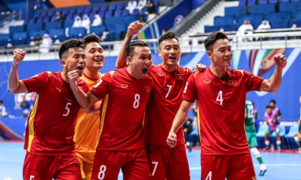 Báo Hàn Quốc: “Thắng Hàn Quốc 5-2, tại sao đội Việt Nam lại chơi hay đến vậy?”