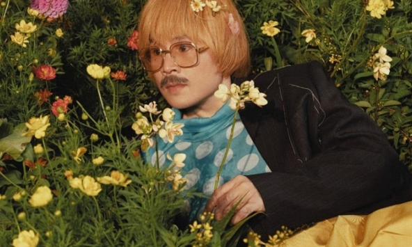 Binz bị mất 'chứng minh hư' mà viral khắp nơi, lộ tạo hình trong MV mới khiến fan 'xỉu ngang' vì quá lầy lội!