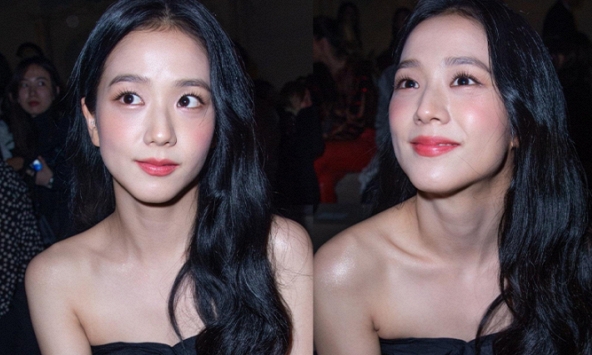 Chỉ có thể là Jisoo: Ảnh không cần chỉnh sửa, chụp dưới đèn flash vẫn xinh bất chấp