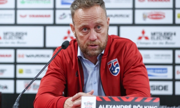 Bóng đá Thái Lan “hỗn loạn” sau thảm bại 0-8: “Giấc mơ World Cup còn xa vời lắm”