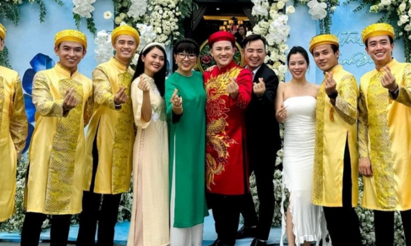 Đám hỏi Hà Trí Quang và bạn trai: Quốc Trường cùng dàn sao nam bê tráp, lộ 2 cơ ngơi gây choáng 