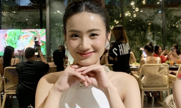 Hoa hậu Ý Nhi bất ngờ tái xuất MXH, nhưng quyết né 'bão' dư luận qua chi tiết này?