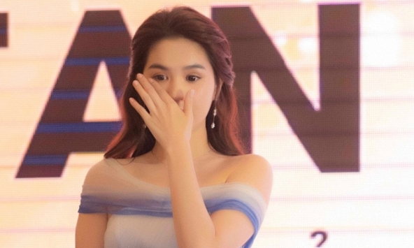 Ngọc Trinh có động thái đầu tiên liên quan đến các trang mạng xã hội sau khi bị tạm giam 