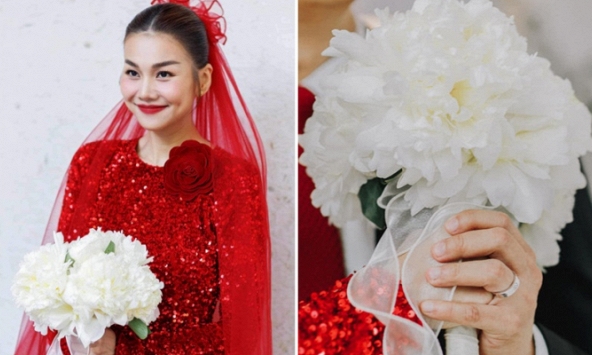 Hoa cầm tay mang ý nghĩa vương giả trong ngày vui Thanh Hằng và chồng nhạc trưởng: Giá tiền gây tò mò!