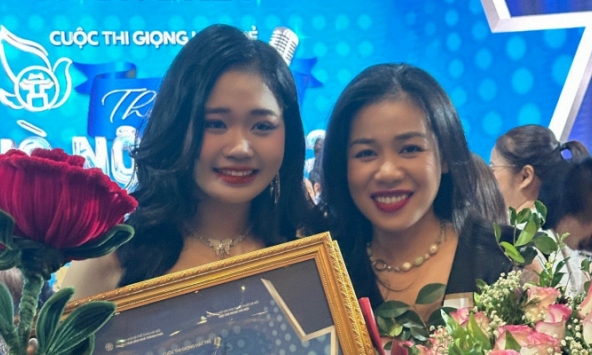 Ca sỹ Ngọc Tú Eira - Giải nhất cuộc thi giọng hát trẻ thanh âm Hà Nội: Từng bị gia đình cản trở khi chọn theo con đường nghệ thuật.