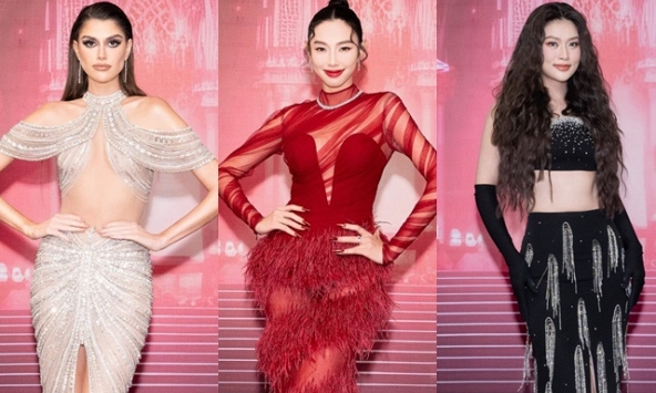 Thảm đỏ Bán kết Miss Grand International: Thùy Tiên 'nổi bần bật' trong sắc đỏ, Thiên Ân gây chú ý vì mái tóc xù