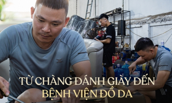 Chàng trai vừa học trường Báo vừa đi đánh giày, 10 năm sau mở xưởng đồ da cho những “anh em đường phố” làm lại cuộc đời