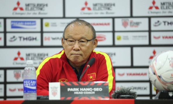 Sếp bóng đá Campuchia nói lời chính thức về thông tin “chiêu mộ Park Hang-seo”