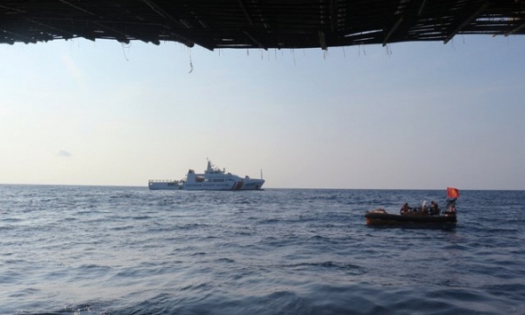 Tàu Cảnh sát biển kết thúc tìm kiếm 13 ngư dân Quảng Nam mất tích trên biển