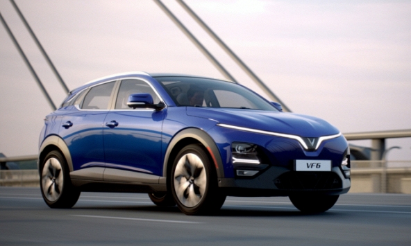 'Tiên tri' của Toyota lung lay dữ dội: Cả Tesla, VinFast đang làm cấp tốc làm một thứ