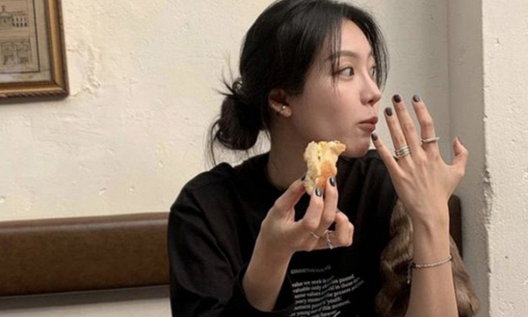 Làm 3 việc sau khi thức dậy buổi sáng “tàn phá” gan nhanh hơn uống rượu