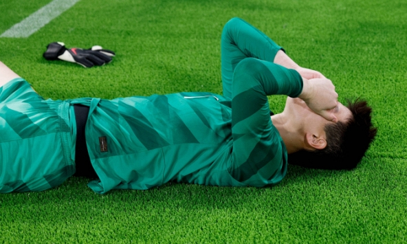 Tuyển Trung Quốc 'chìm trong nước mắt', khóc nghẹn trên sân nhà sau trận thua nghiệt ngã ở vòng loại Olympic