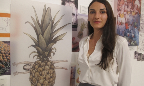 Hút hồn với những bức họa khổ nhỏ của nữ họa sĩ người Ukraine