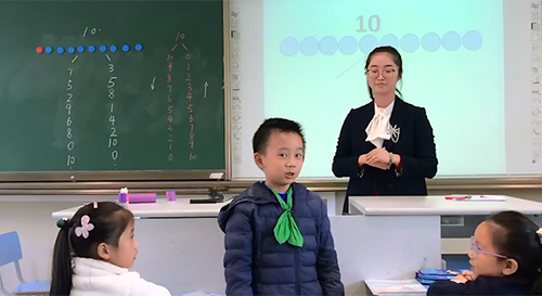 Thầy giáo cười chảy nước mắt với lý do xin nghỉ học khó đỡ của em học sinh cấp 1: Em xin phép được nghỉ thai sản!