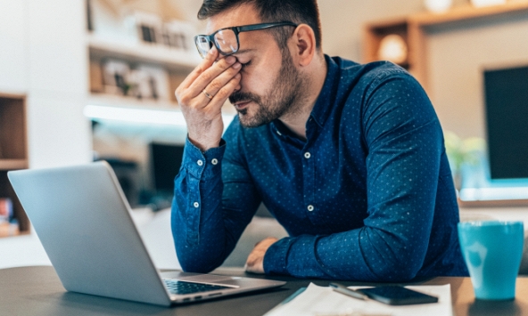 Ăn quá nhiều 7 thực phẩm này, não bộ có thể bị 'sương mù che phủ' lúc nào không hay