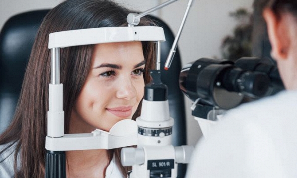 Cholesterol cao là ‘quả bom hẹn giờ’, nếu thấy 3 dấu hiệu này ở mắt thì đừng bỏ qua