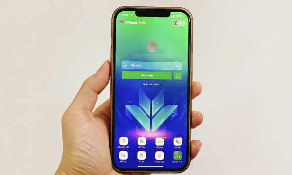 Nguyên nhân một ứng dụng ngân hàng không thể giao dịch, nhiều người than trời