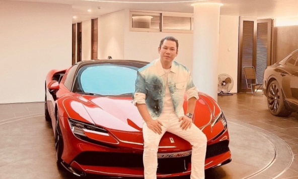 Đại gia Đức Huy sau hơn 3 năm ly hôn “chị đẹp” Lệ Quyên: Liên tiếp tậu biệt thự và siêu xe nhưng vẫn lẻ bóng