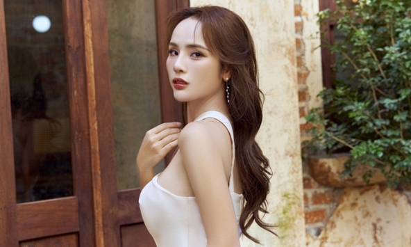 Hoa khôi Trà My nhận lời khen khi tái xuất với vai trò ca sĩ