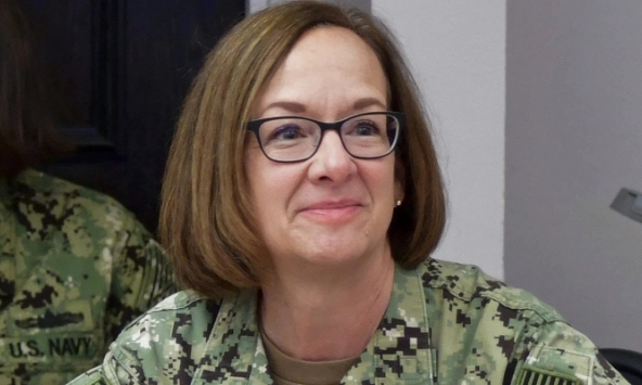 Đô đốc Lisa Franchetti trở thành nữ Tư lệnh Hải quân đầu tiên của Mỹ