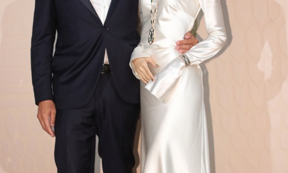 Post lại story về Lisa sau vài ngày tạm ẩn, CEO BVLGARI tưởng sẽ xoa dịu netizen nhưng vẫn bị 'phản dame'