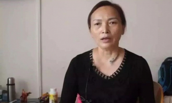 Con bị chó cắn 2 lần, bố tức giận đánh chết con vật, hàng xóm đòi bồi thường: 'Chó nhà tôi ăn vịt quay mỗi ngày'