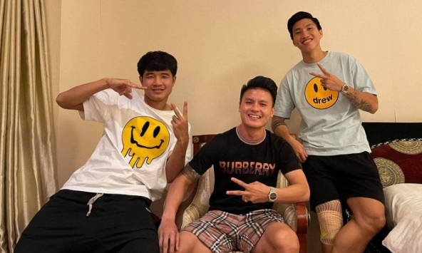 Hé lộ lý do nhiều cầu thủ nổi tiếng vắng mặt tại đám cưới của Đoàn Văn Hậu và Doãn Hải My