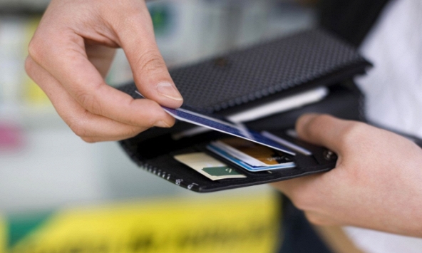 Ngân hàng cảnh báo chiêu chiếm quyền điện thoại, đánh cắp tiền trong tài khoản người dùng