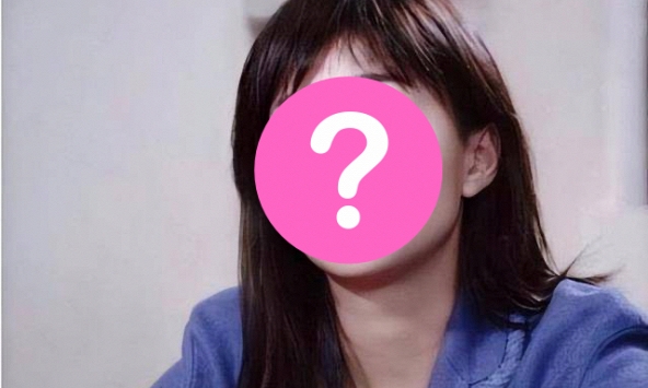 Mỹ nhân 'đẹp đến nhớ mãi không quên' tụt dốc nhan sắc trầm trọng, rời bỏ showbiz vì bệnh tâm thần