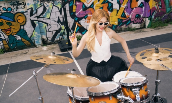 Bận rộn làm master tại KOC Vietnam, Luna Đào vẫn ra MV mới, hé lộ vẫn xem người yêu cũ là gia đình?